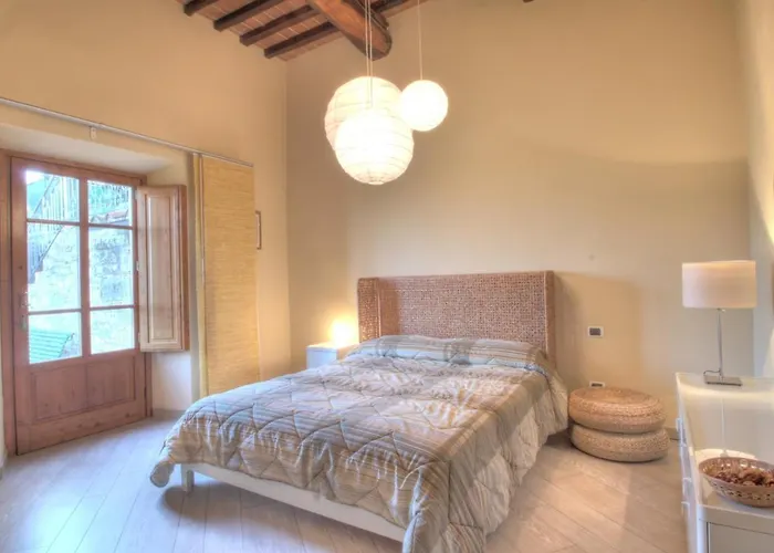 Il Poderaccio * Σκαντίτσι